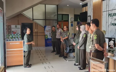 Briefing Petugas PTSP PTUN Semarang