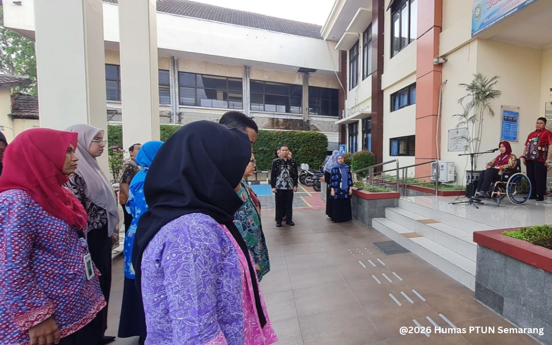Jaga Kedisiplinan dan Evaluasi Kinerja Mingguan, PTUN Semarang Gelar Apel Sore